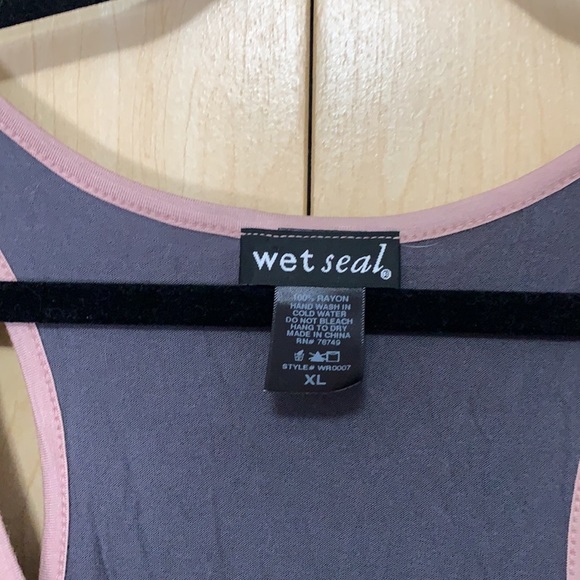 Top - Picture 3 of 3